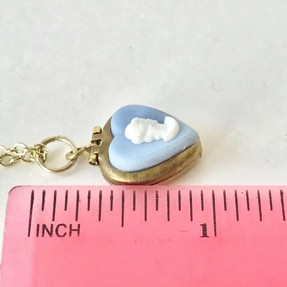 Vintage Gold Blue Cameo Heart Locket Necklace Dainty Small 18" Plated - Picture 9 of 11